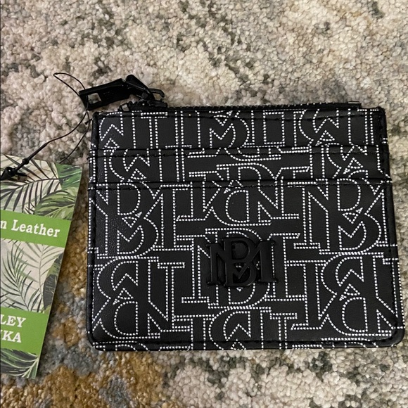 Badgley Mischka Black and Snake Skin Shoulder/Crossbody Bag with ID Wallet - Picture 10 of 11